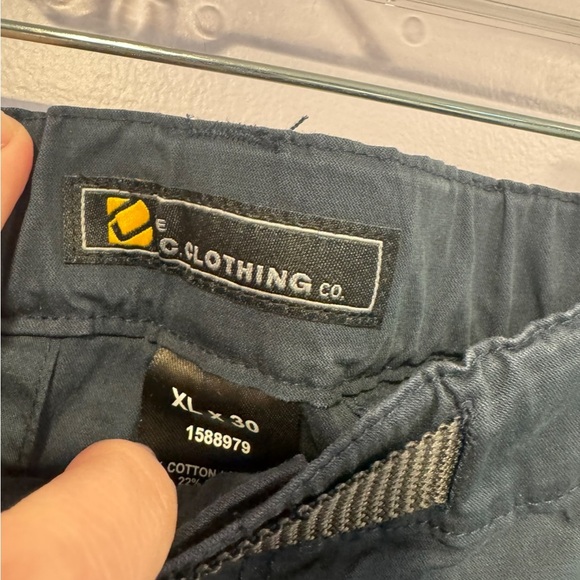 Blue convertible tool pants - Picture 4 of 5